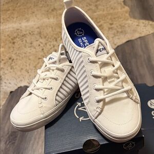 Sperry Crest Vibe Mesh White Sneakers NIB